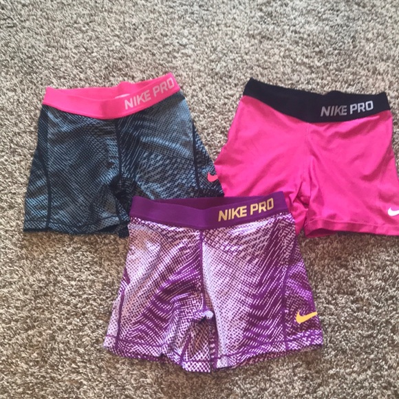 youth girls nike shorts